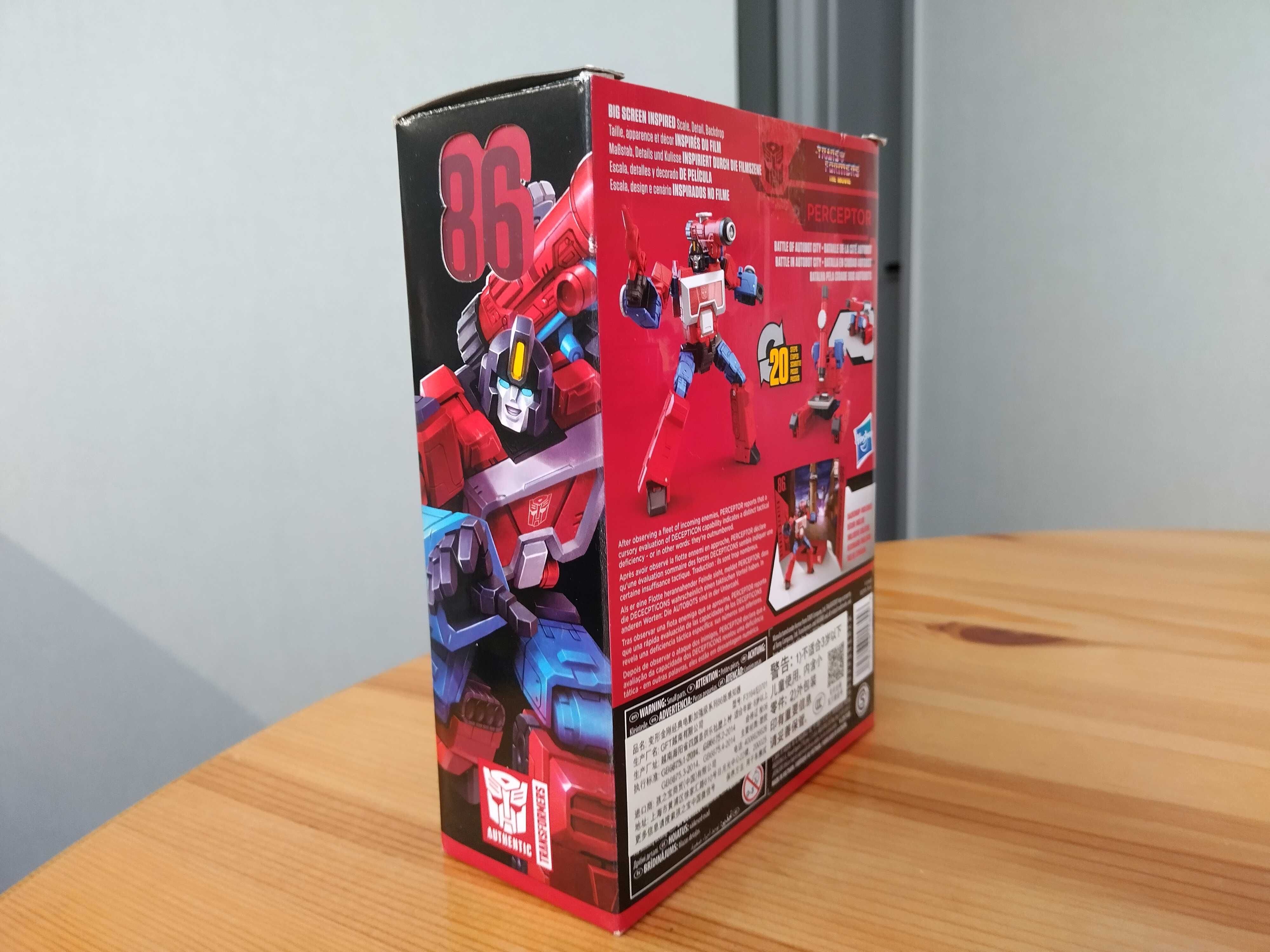 Трансформер Hasbro Studio Series 86-11 Perceptor (Generations)