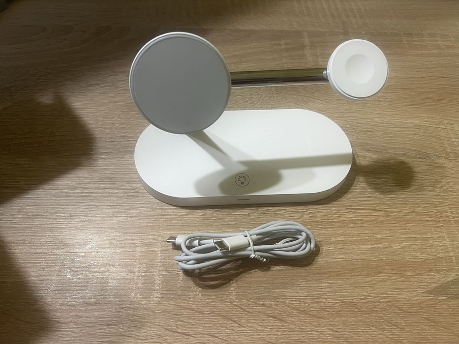 Бездротова станція для Apple( Iphone, airpods, watch)
