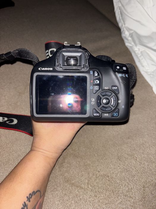 Фотоапарат canon EOS 1100D