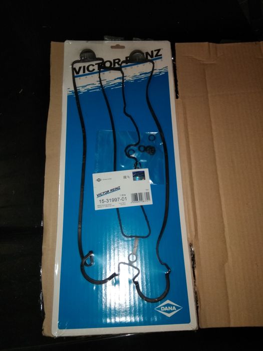 прокладка клапанної кришки chevrolet captiva C100 2,4