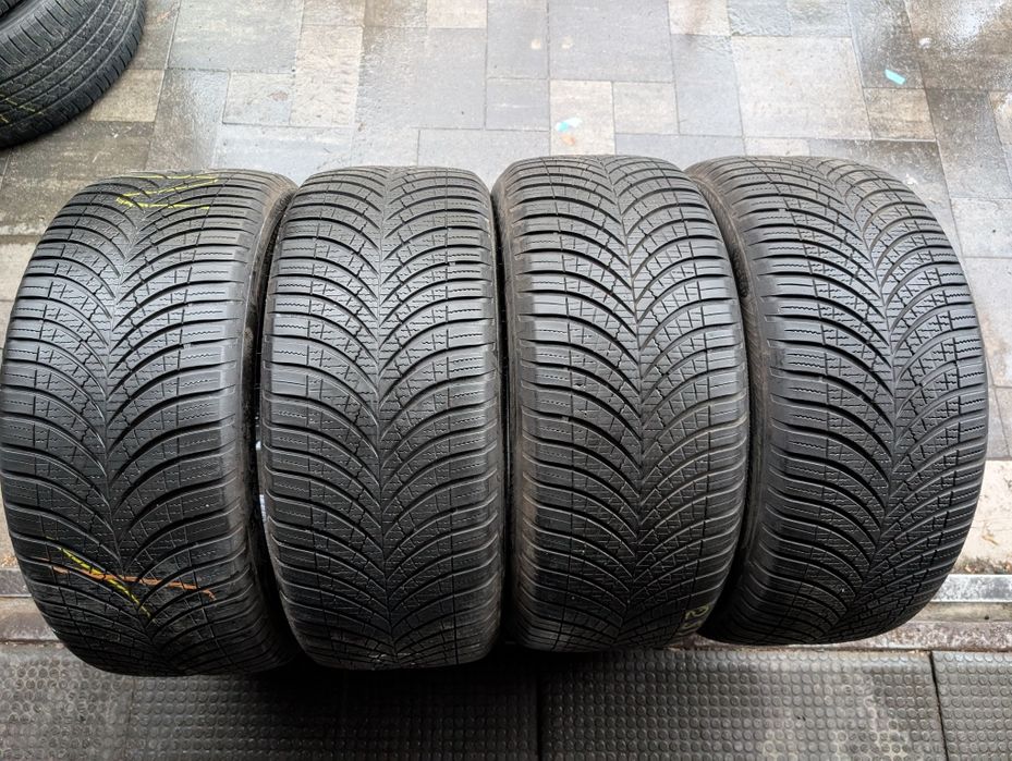 Зимняя резина 255/45 R19 Goodyear Vector