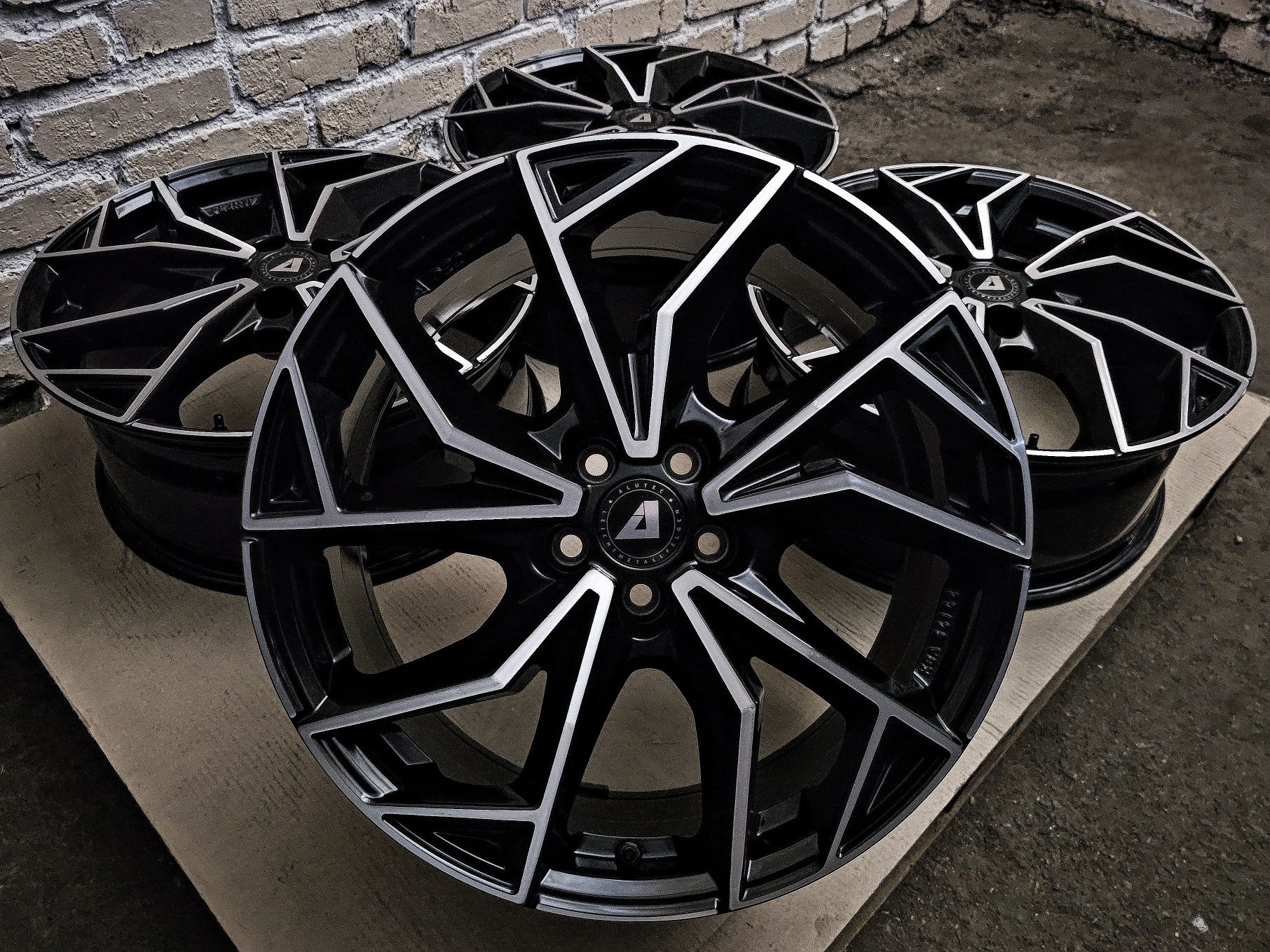 Нові R18 5x100 | Original | Germany | Преміум диски | Subaru/Toyota/VW