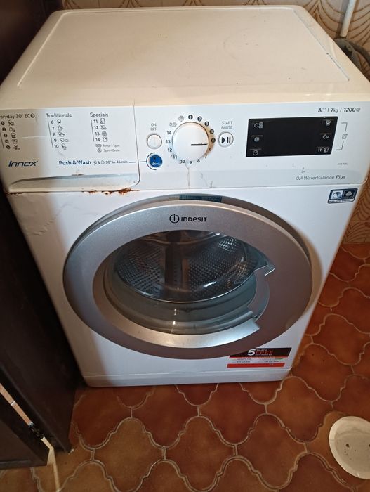 Máquina de lavar roupa Indesit 7kg A+++