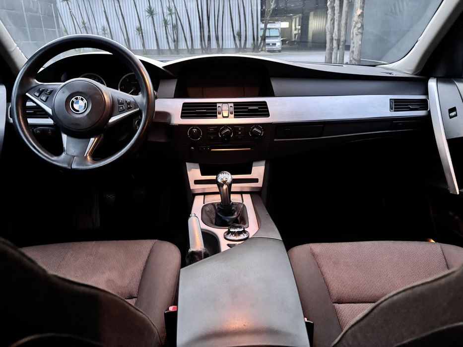 Bmw e61   525d  selo barato