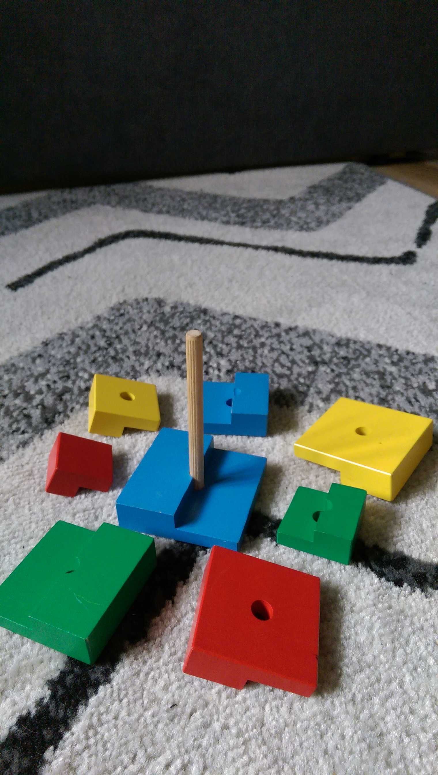 Пірамідка дерев'яна розвиваюча гра, дитяча іграшка геометрика