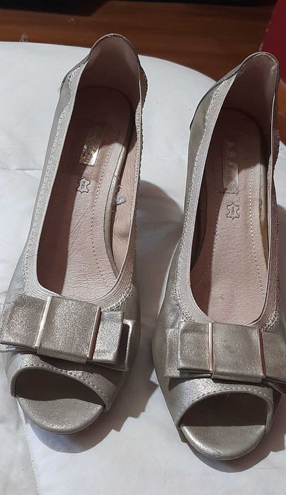 Sapatos de Salto, tamanho 40