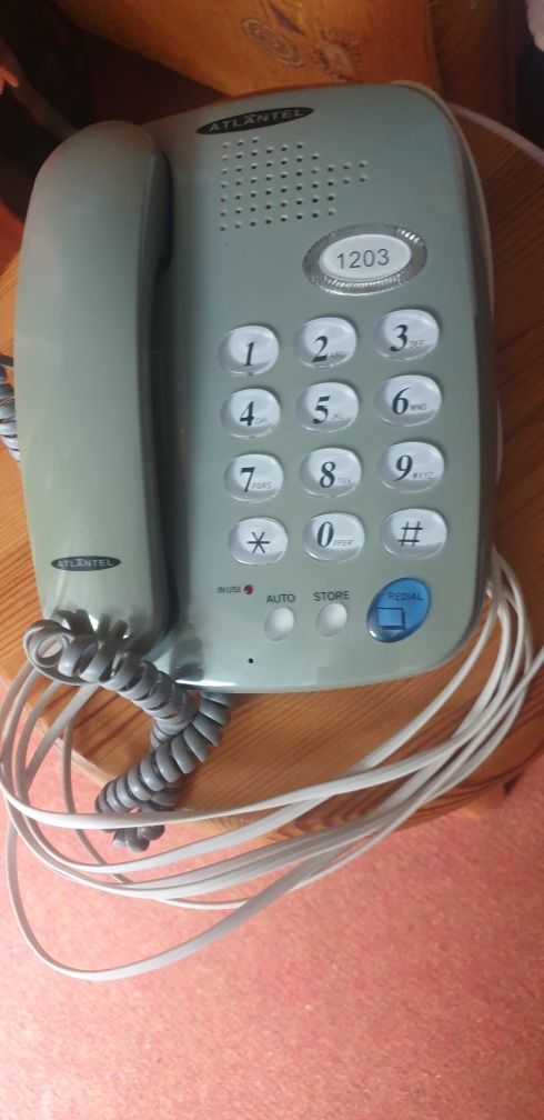 Telefon stacjonarny