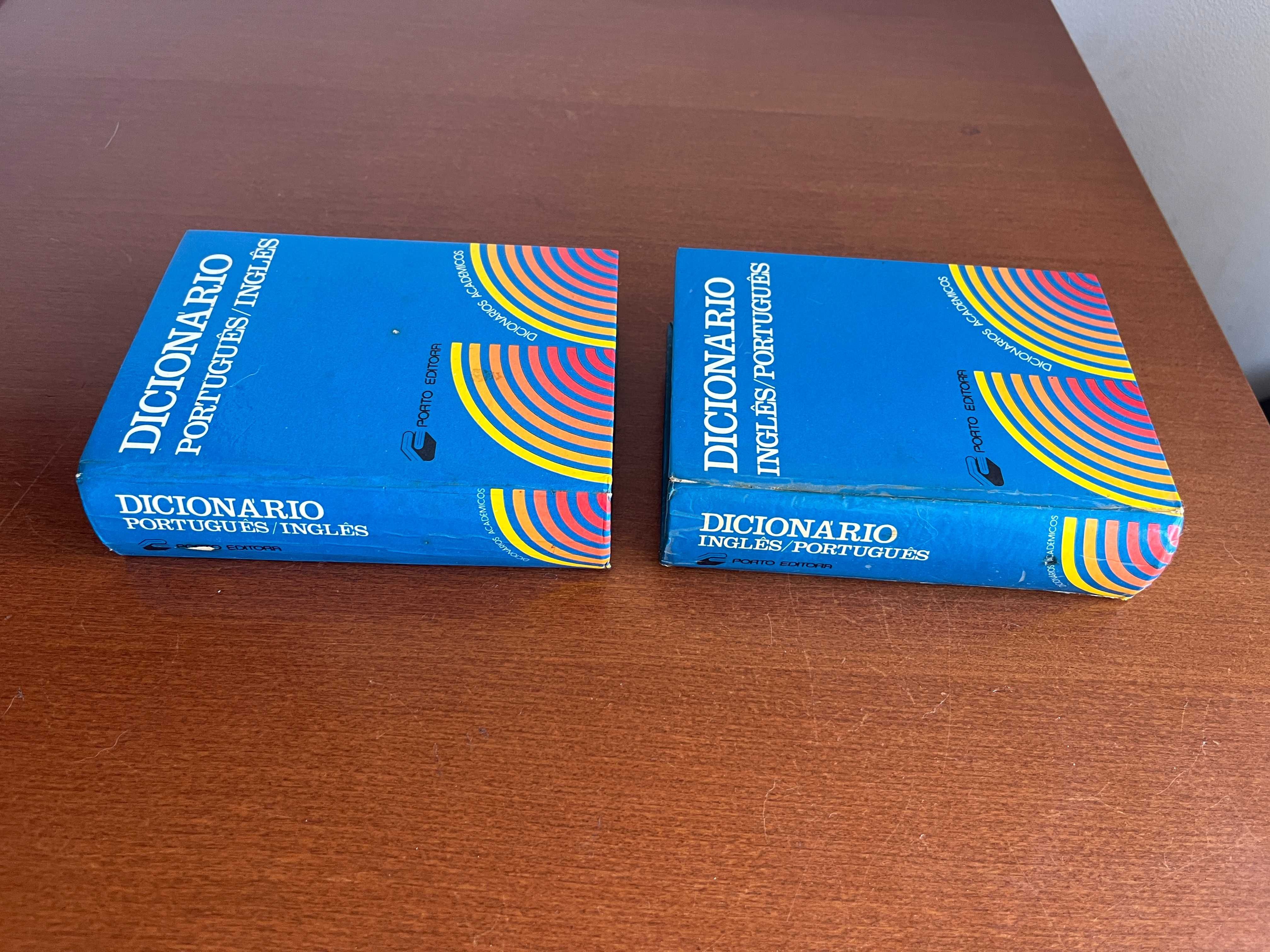 Dicionários Português/Inglês e Inglês/Português