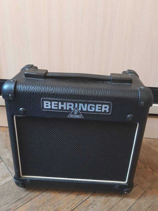 Гитарный комбик Behringer AC108 Vintage