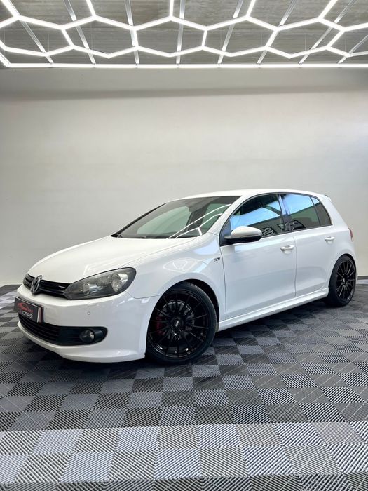 VOLKSWAGEN GOLF 6 1.6 TDI R-Line