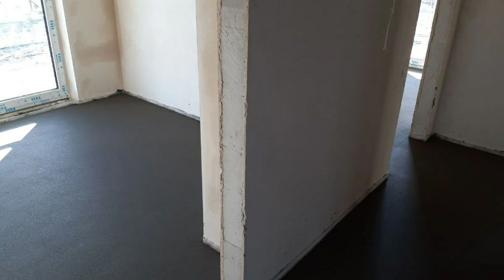 Стяжка підлоги чистова, напівсуха машинна стяжка по теплій підлозі,