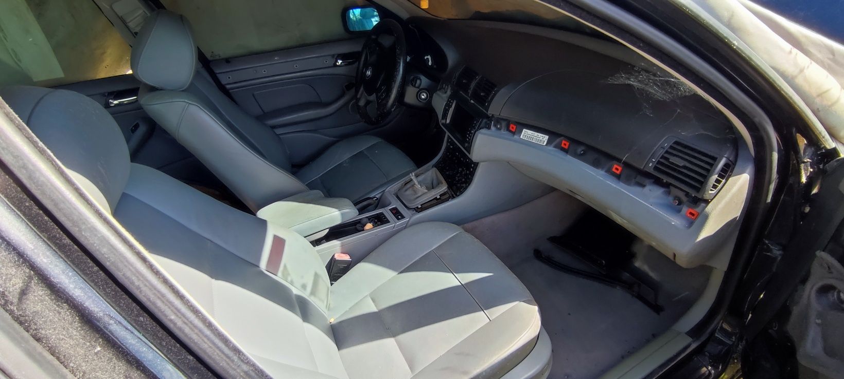BMW 320d 150cv 2004 pack sport (Inteiro o/peças)