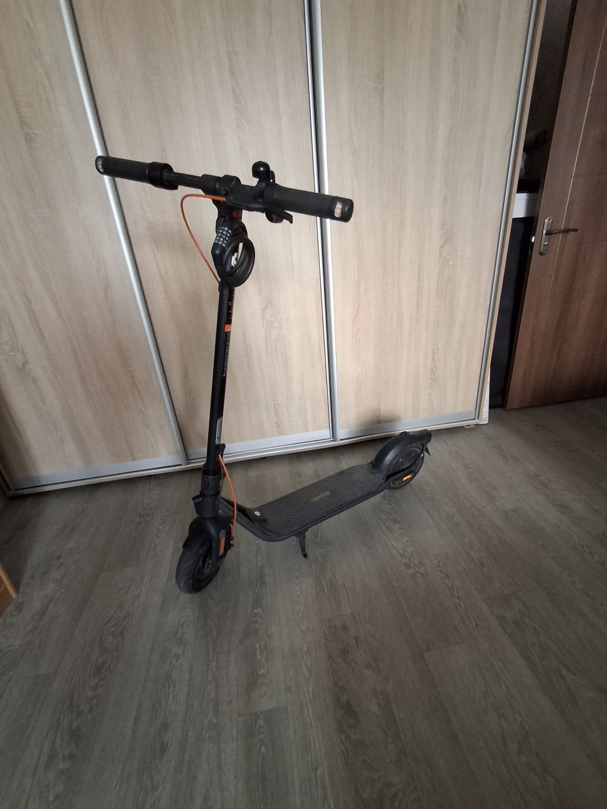Самокат F 2 plus ninebot