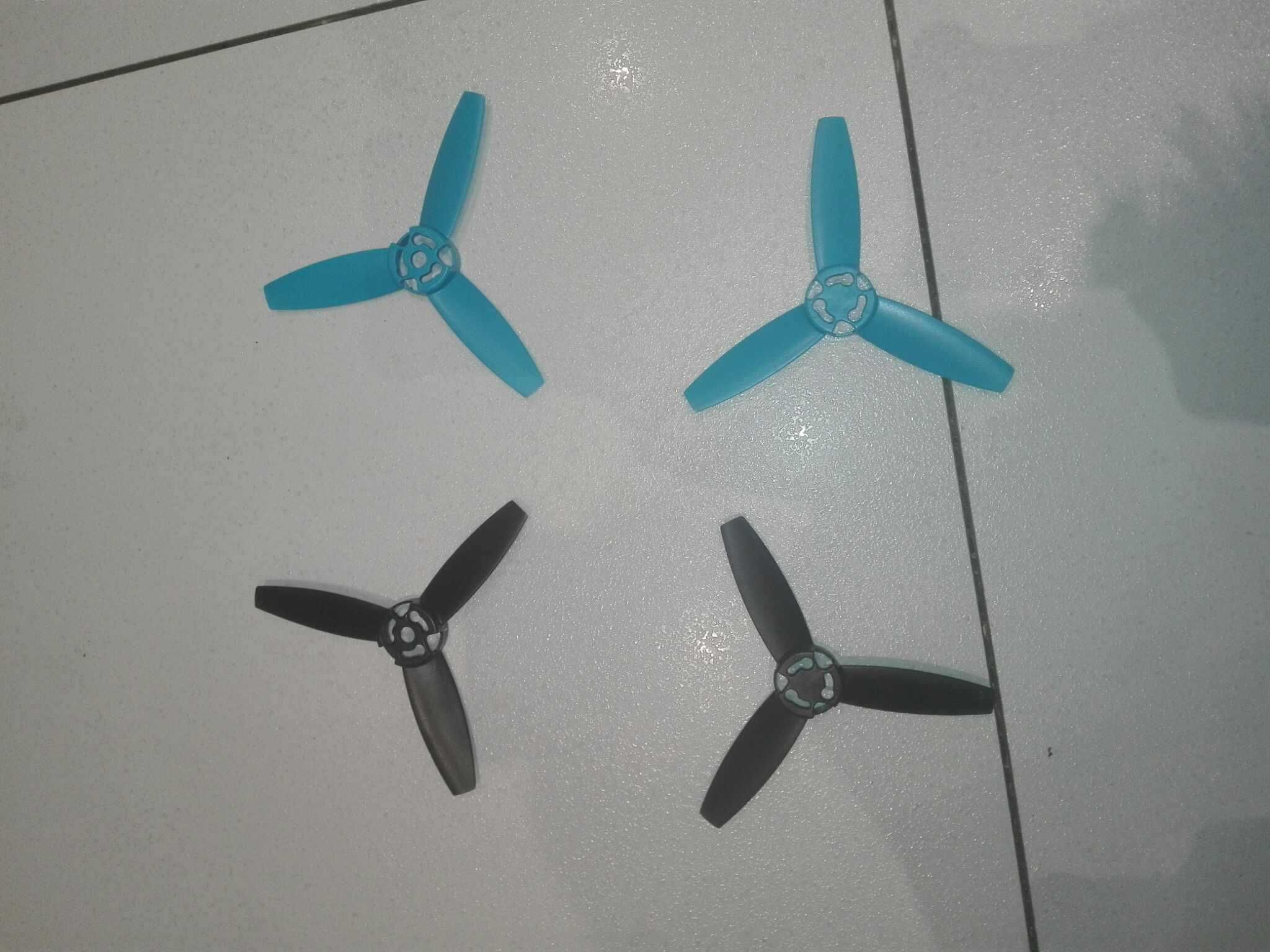 Dron PARROT Bebop + Skycontroller