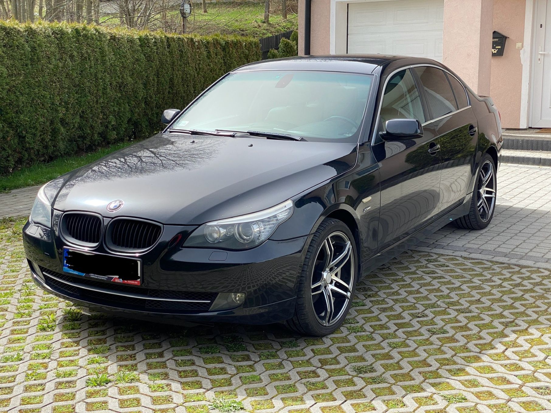 BMW Seria 5 BMW E60 2009 xDrive 3.0 235KM