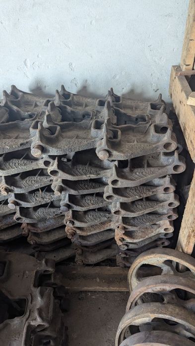 Башмаки ДТ-75 траки Т-150 гусеница