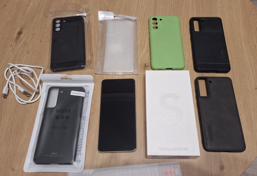 Samsung Galaxy S21 FE 5G zestaw bialy polecam