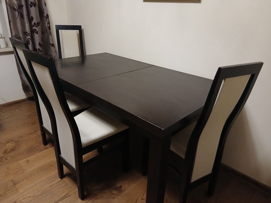 Komplet stół + 6 krzeseł, krzesła