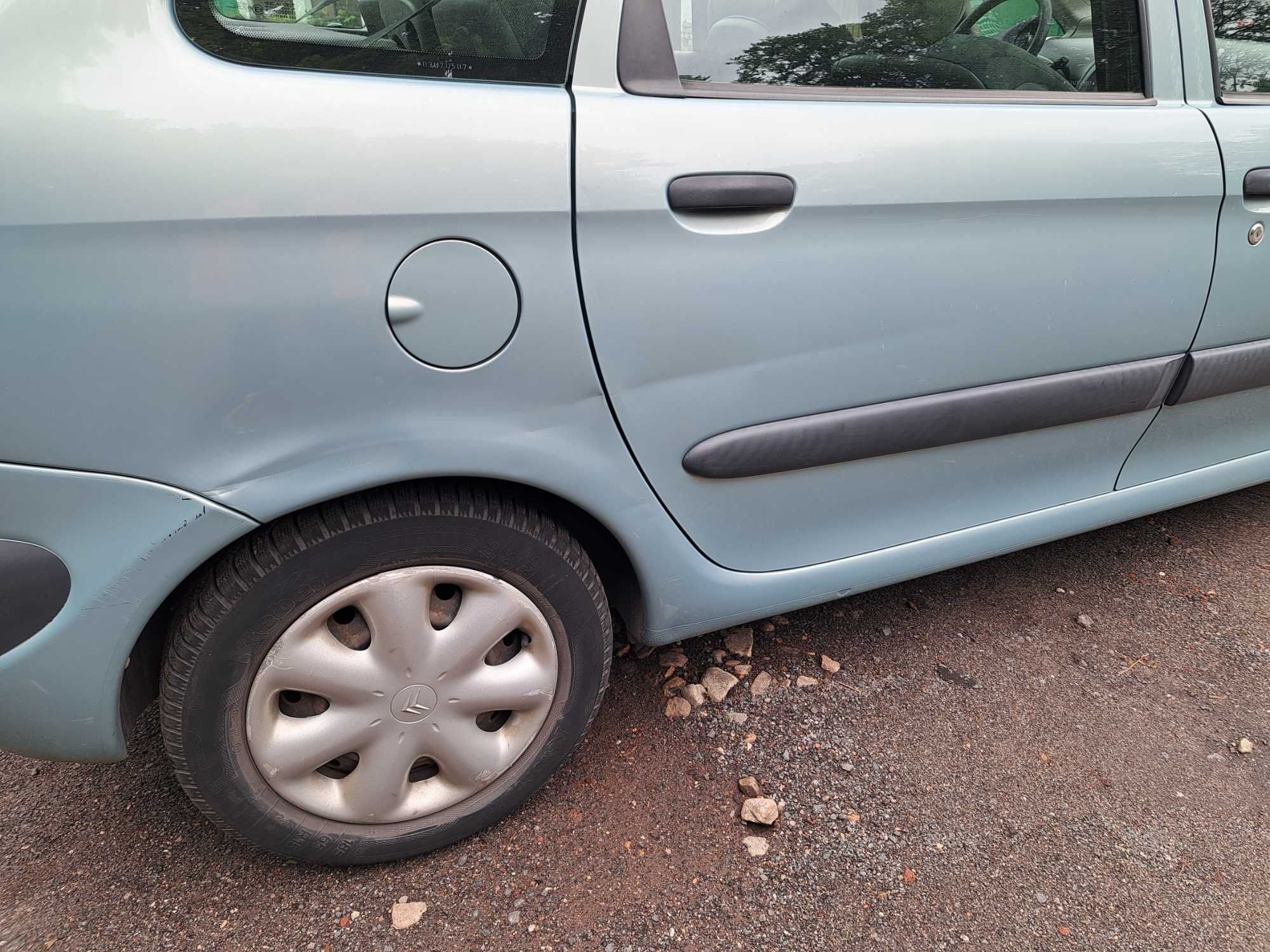 Sprzedam Citroen Xsara Picasso 1.8 benzyna