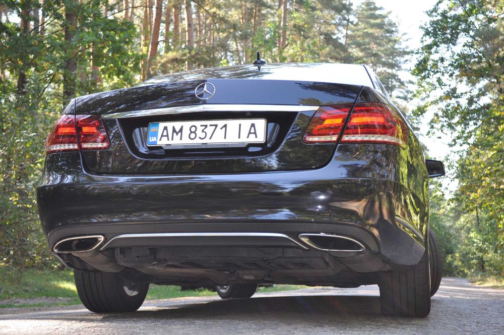 Mercedes-Benz E-Class W212 E220