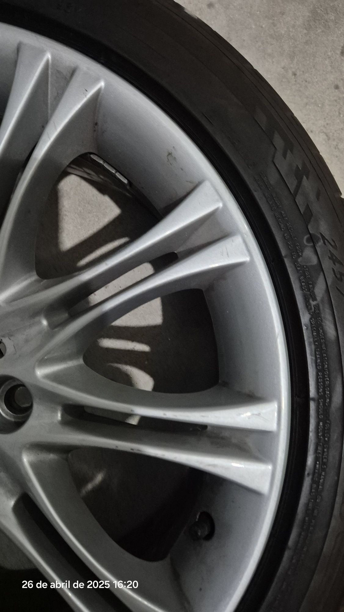 Jante 18 BMW pack M com pneu