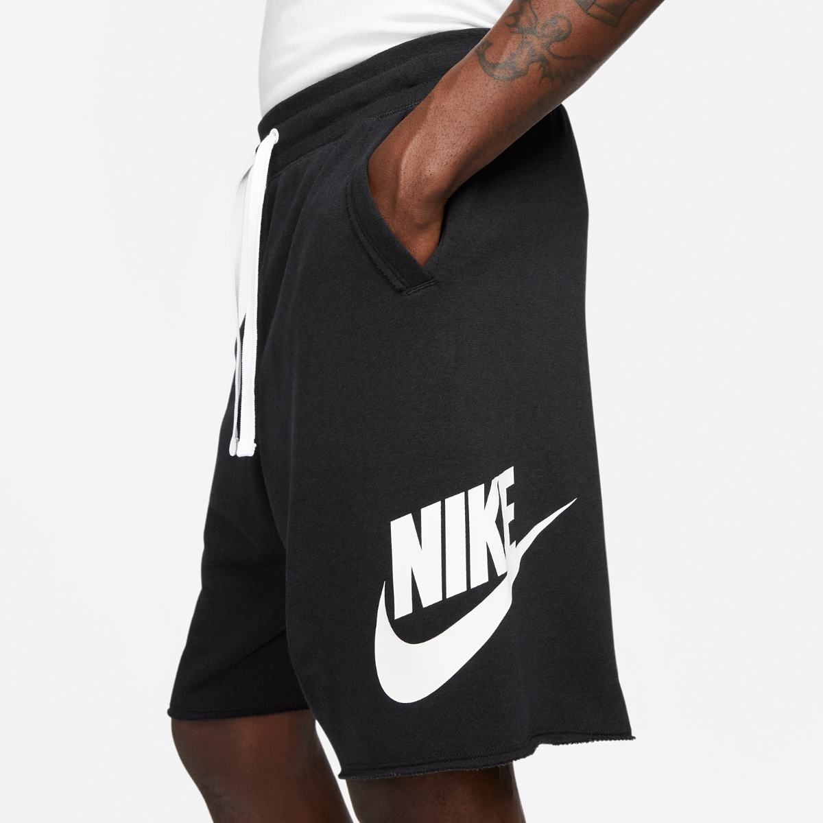 Оригінальні шорти Nike M NK Club Alumni Short