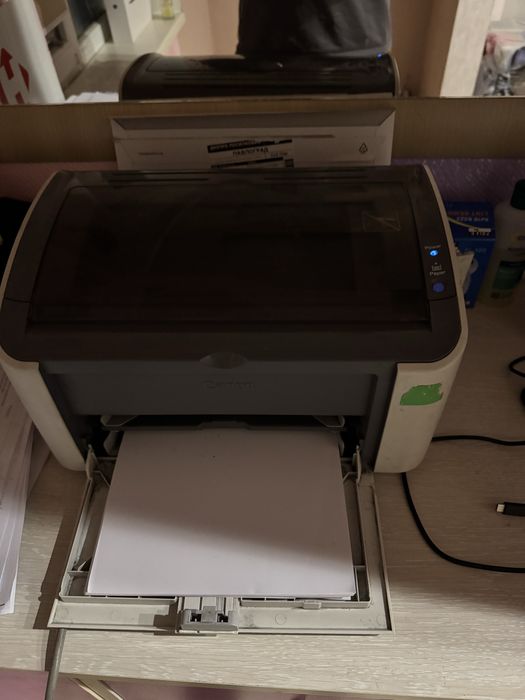 Продам принтер cenon LBP2900