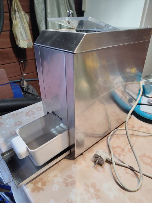 Kruszarka do lodu bartscher 135012