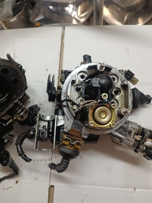 Моноінжектор volkswagen golf 3 1,8 passat 4 1,8  volkswagen 1,8