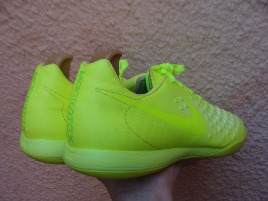 44/28 см Nike Jr Magista кроссовки кожаные оригинал