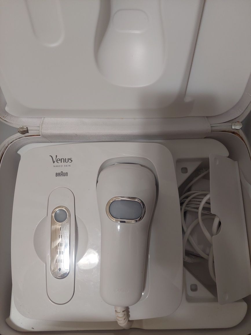 Braun Gillette Venus