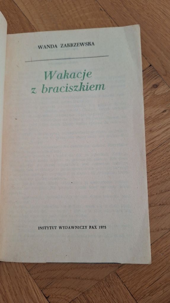 Wakacje z braciszkiem Wanda Zakrzewska