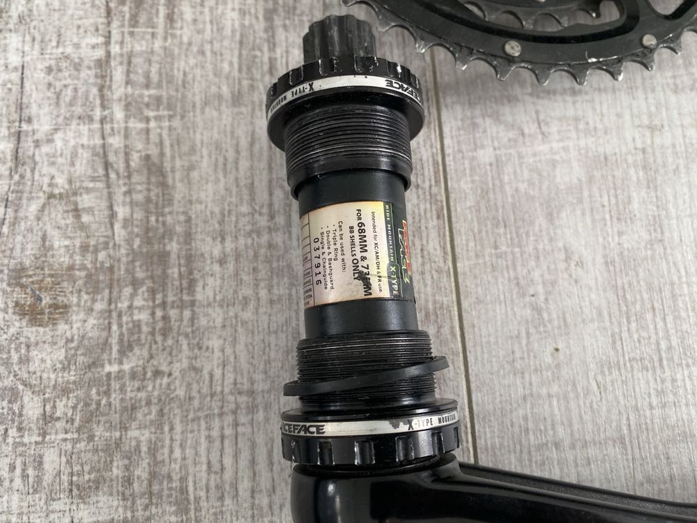 Korba RaceFace Evolve XC długość 175 trzy blaty retro mtb suport BSA