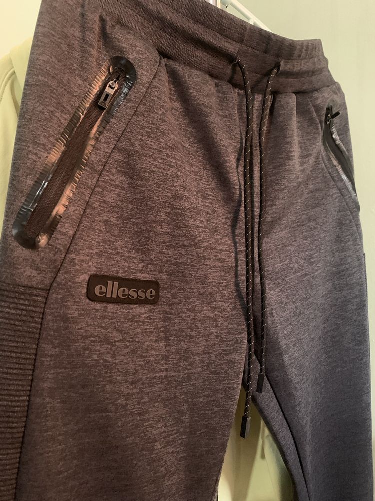 Спортивні штани Ellesse