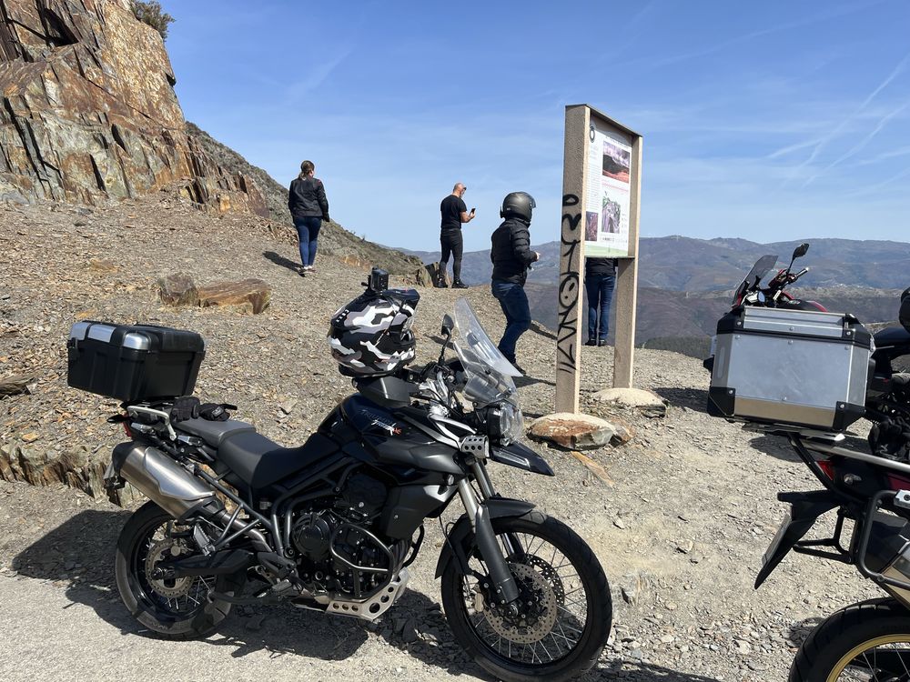 Triumph Tiger 800 XC