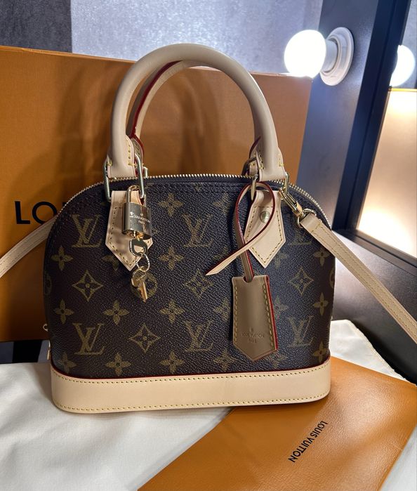 Сумочка Louis Vuitton Alma BB Оригінал