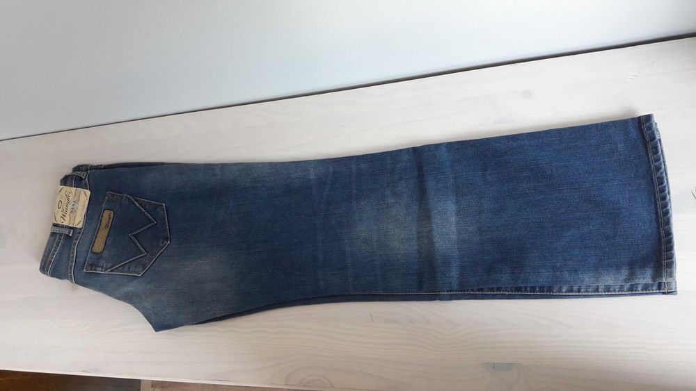 Spodnie damskie Wrangler Sara - NOWE