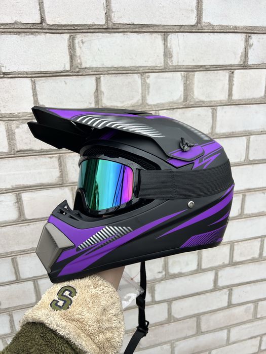 Продам новые эндуро шлема, кроссовый шлем, мотошлем, вело шлем, мото