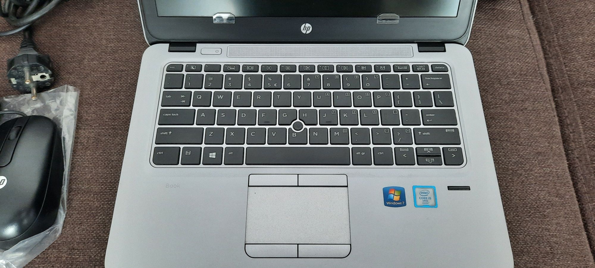 HP elitebook 820 G3 i5-6300u 2.4 GHz zestaw