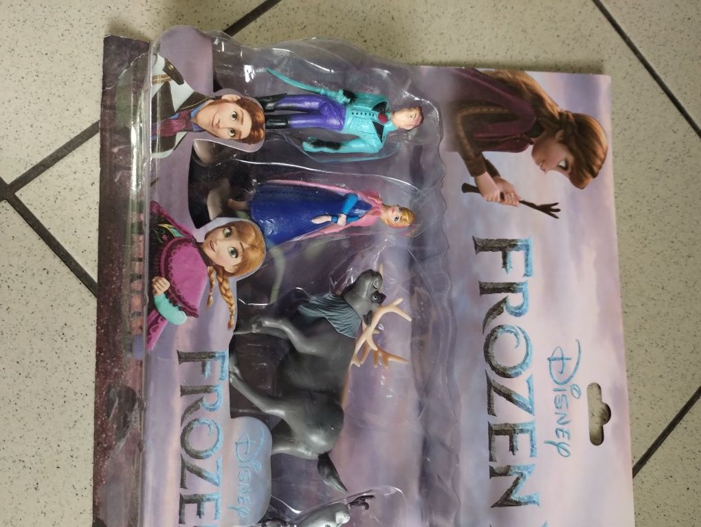 Zestaw figurek Frozen ll