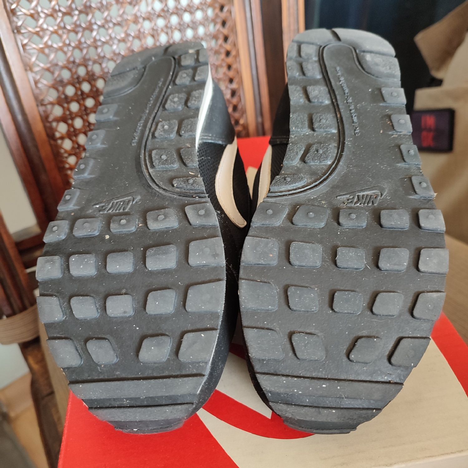 Buty Nike r. 33 dla chłopca