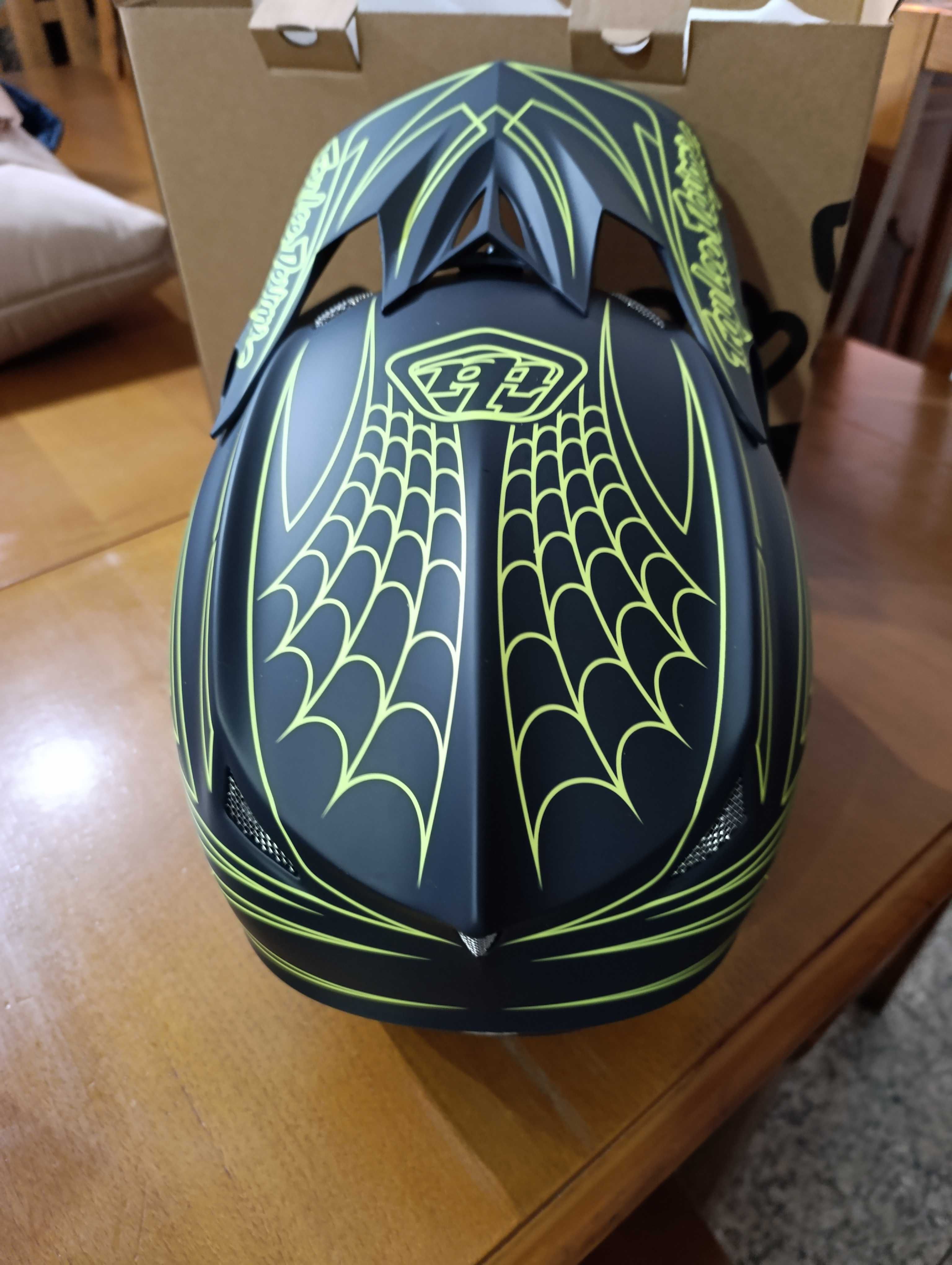 Capacete Troy Lee Designs D3 DH/Enduro NOVO
