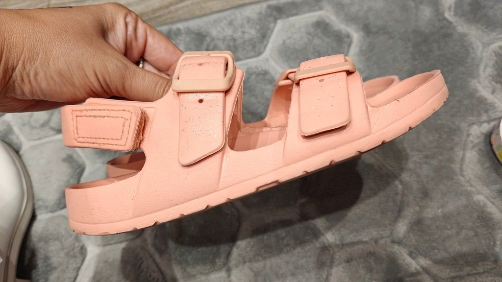 Sandałki piankowe Primark roz 32