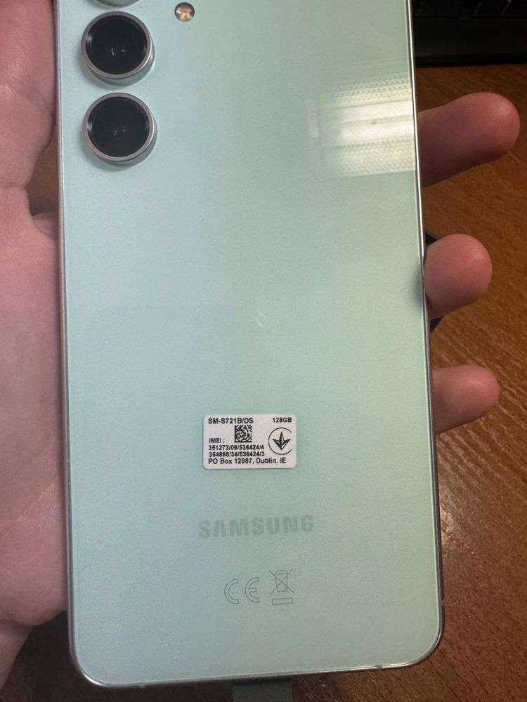 SAMSUNG Galaxy S24 FE 8/128Gb Dual Sim Mint Open Box