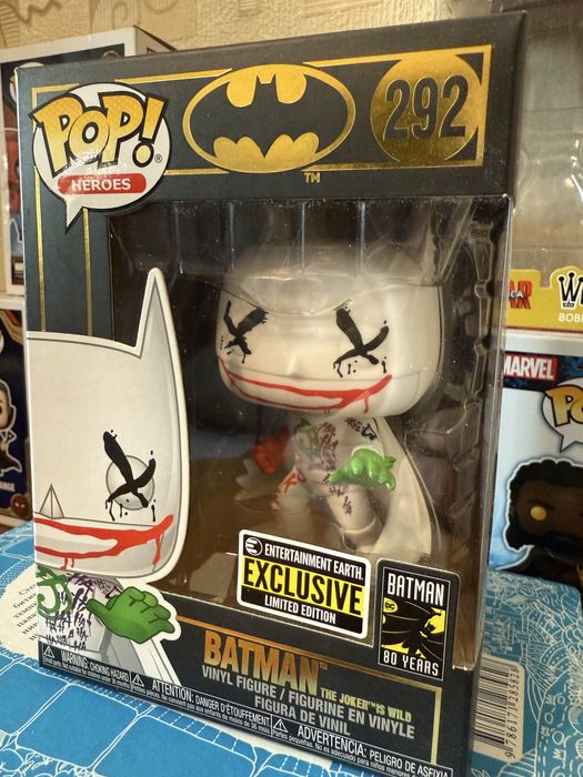 Funko pop BATMAN (joker is wild) Бетмен