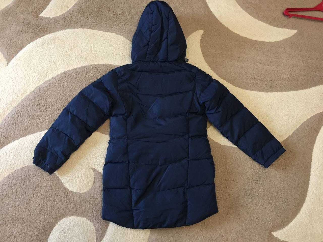 Зимове пальто  на дівчинку FILA 128 см