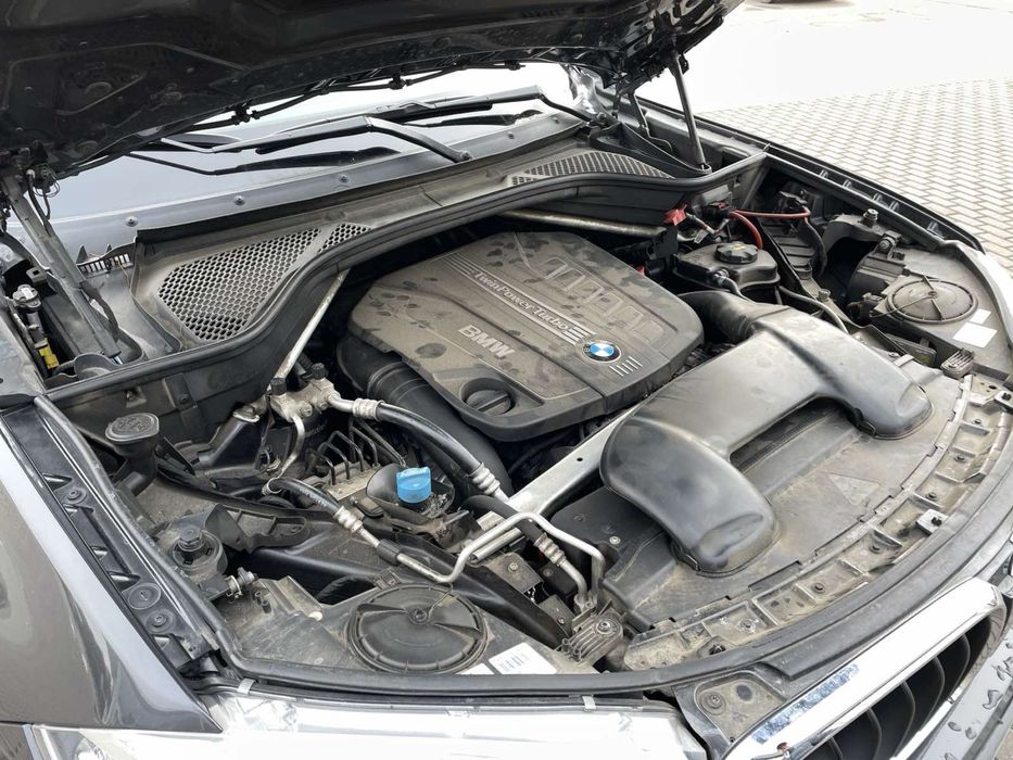 BMW  X 5  F 15  3.0дизель. твін турбо.