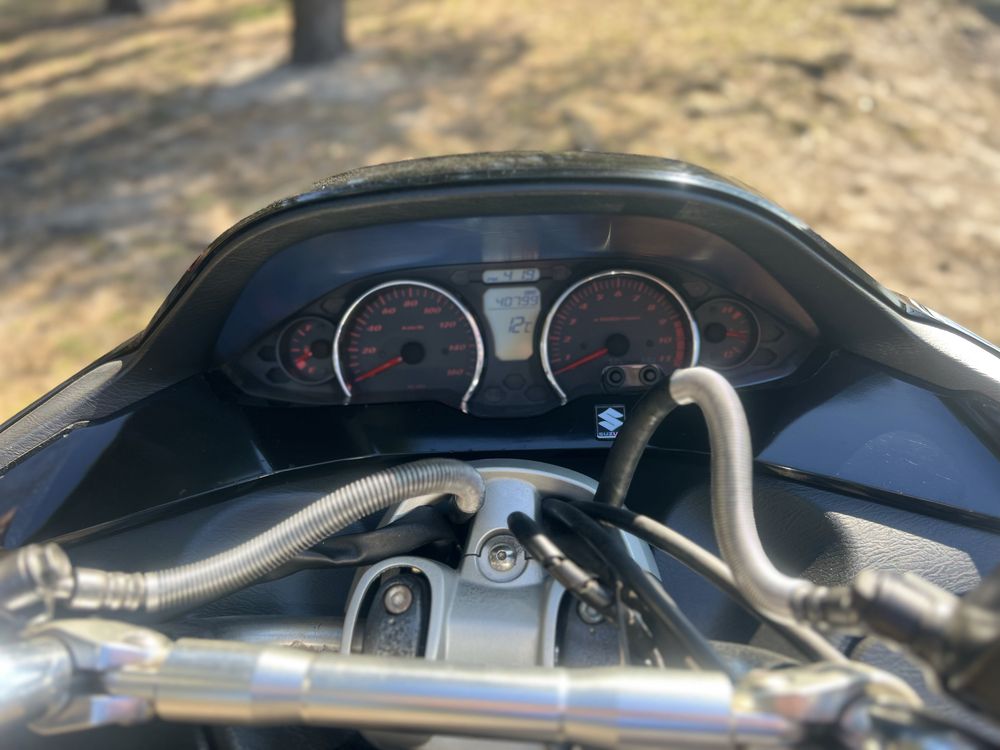 SUZUKI SKYWAVE 250 свіжопригнаний розмитнений