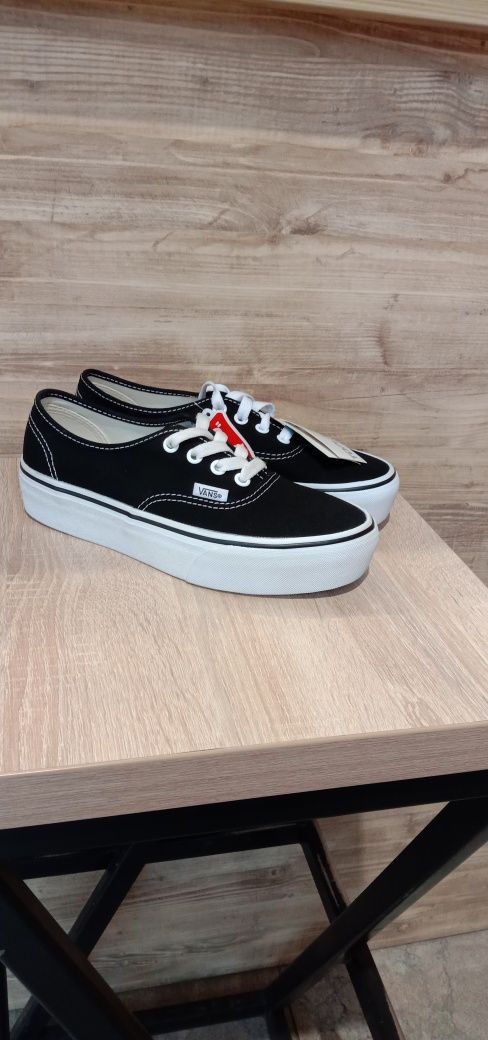 Оригінальні чоловічі кеди Vans