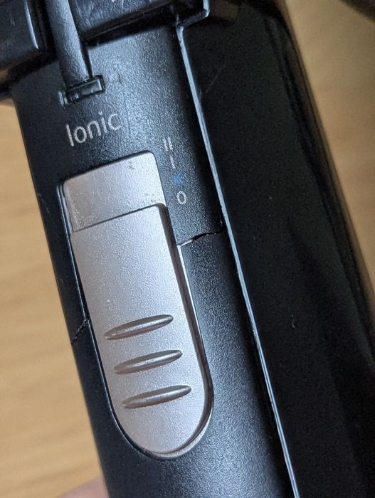 Фен-щітка Babyliss на запчастини